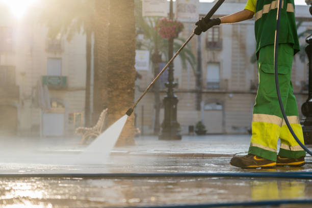 Best Warehouse Cleaning  in Nevada, IA